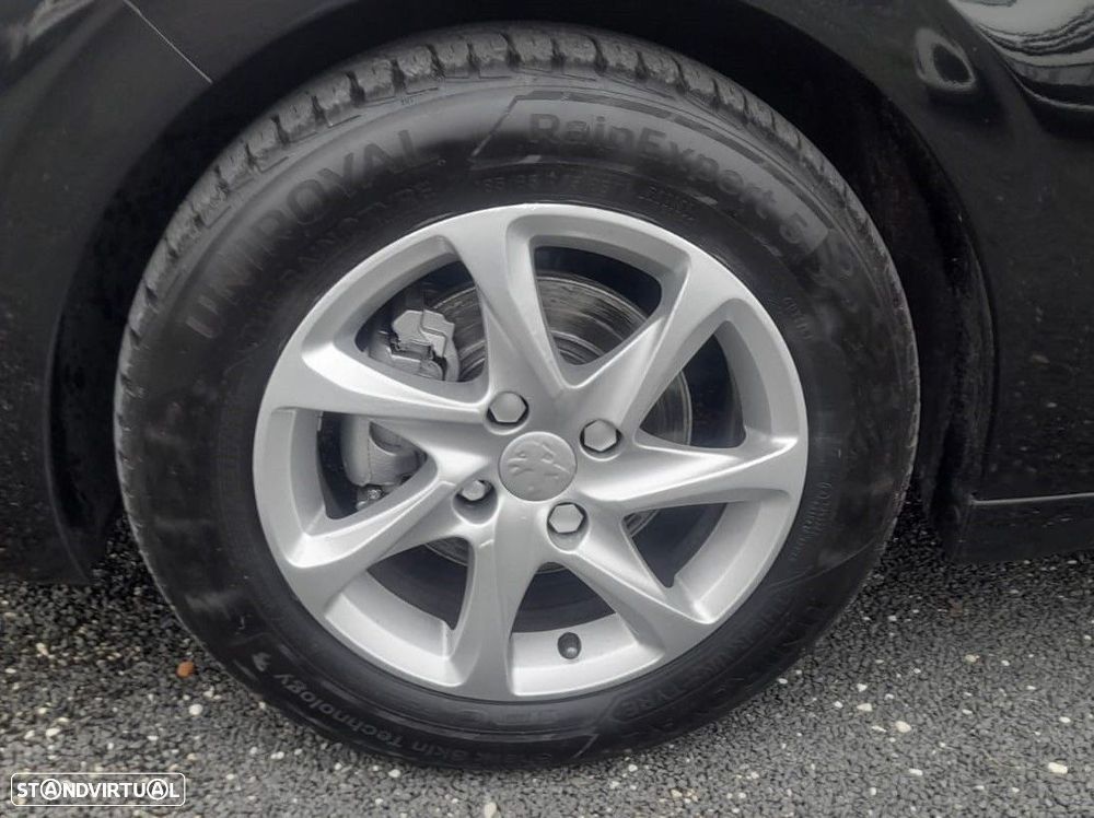 Peugeot 208 1.2 PureTech Style - 9
