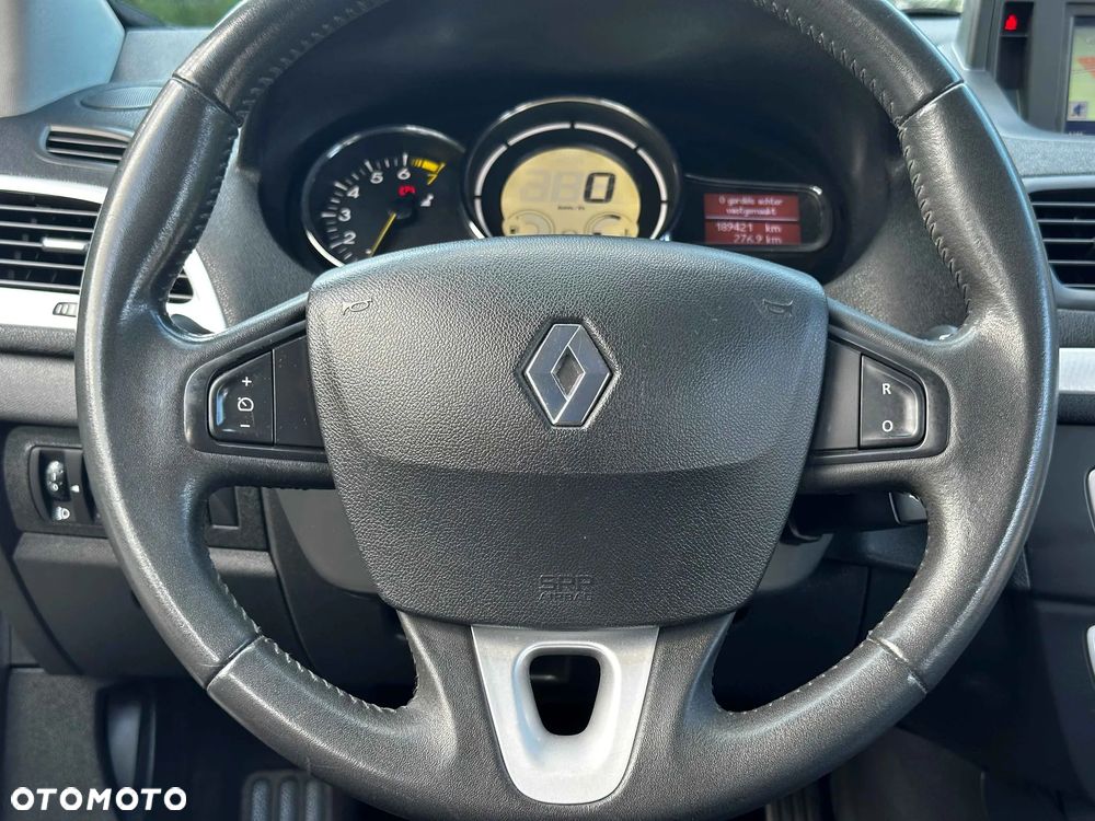 Renault Megane 1.6 16V 110 Dynamique - 21