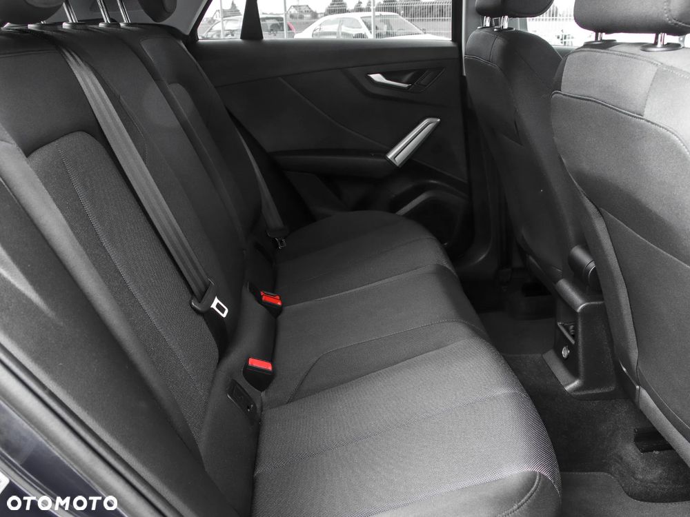 Audi Q2 30 TFSI Advanced - 12