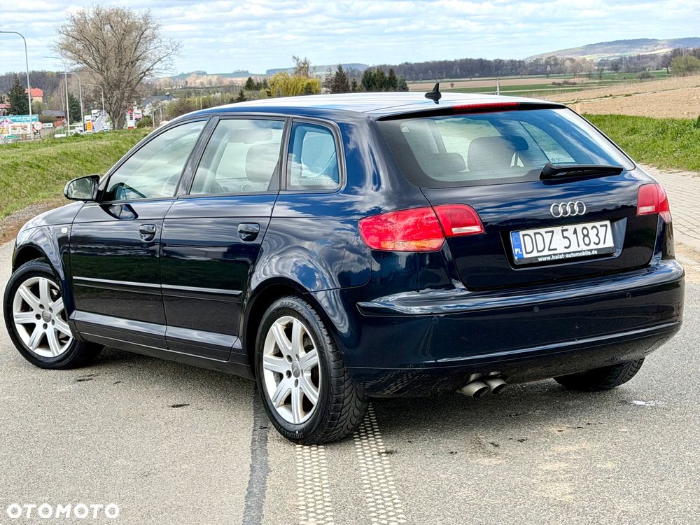 Audi A3 Sportback 1.9 TDI Ambiente - 4