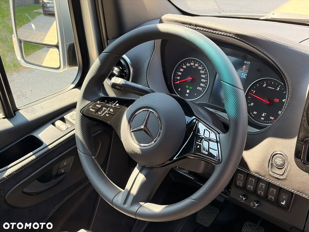 Mercedes-Benz Sprinter 519 - 31