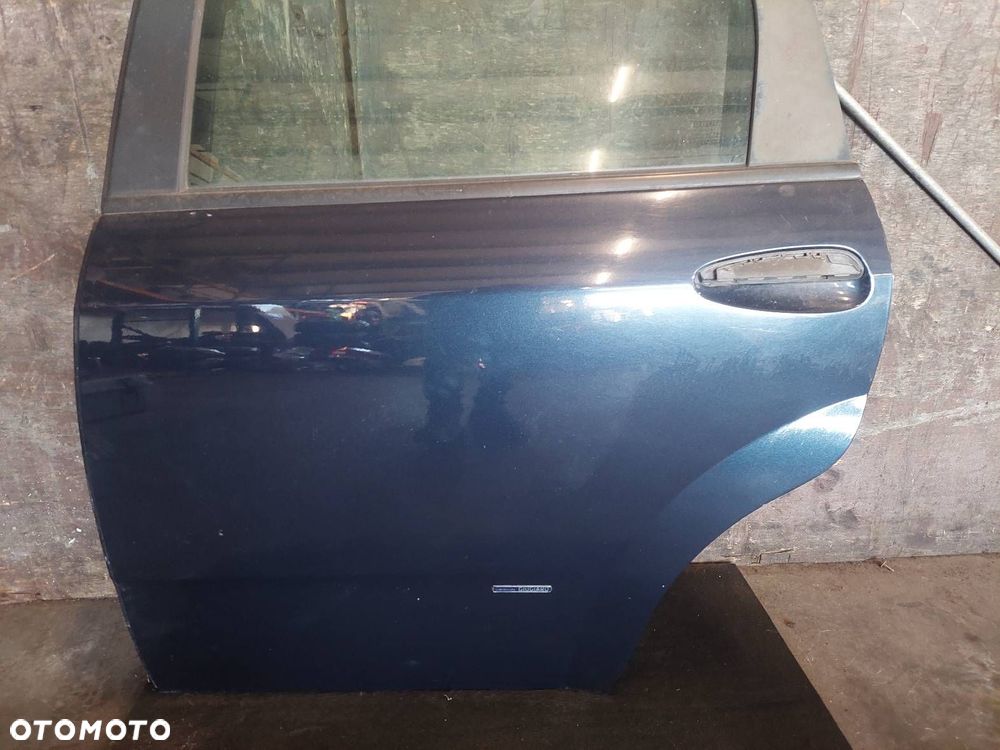 DRZWI KOMPLETNE LEWY TYŁ FIAT CROMA II 266/A - 2