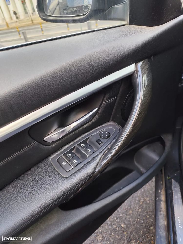 BMW 320 d Touring Aut. Luxury Line - 4