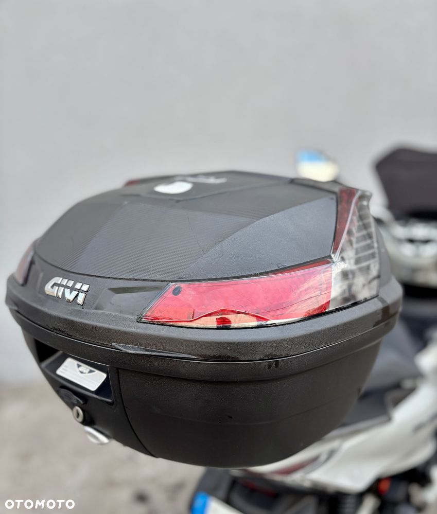 Honda PCX - 9