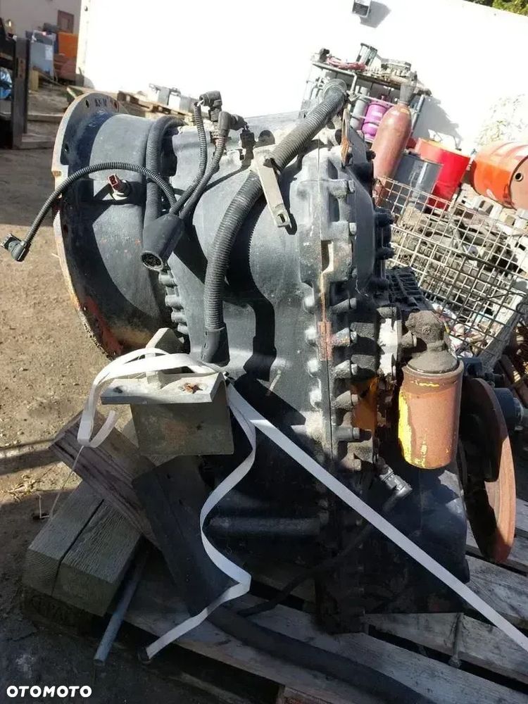 Skrzynia biegów ZF 4WG 4WG-210 Hitachi Case Komatsu - 1
