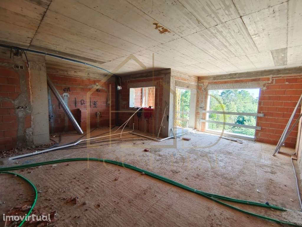 EXCELENTE Apartamento T3 com Estacionamento e Arrecadação. Vale de ... - Grande imagem: 4/18