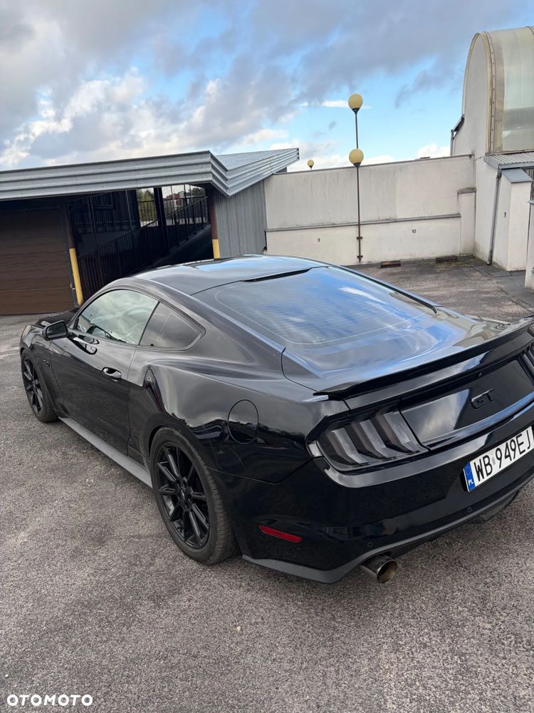 Ford Mustang 5.0 V8 GT - 5