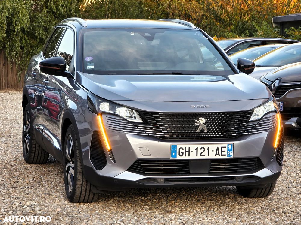 Peugeot 3008 Hybrid 225 e-EAT8 GT Pack - 4