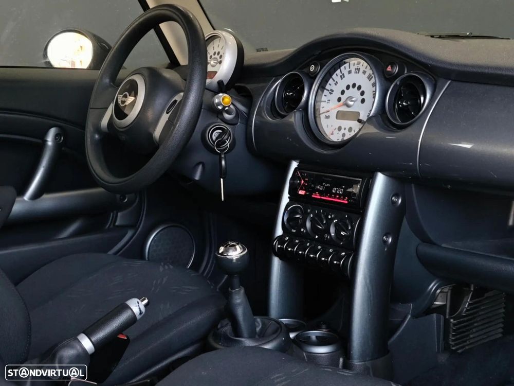 MINI 3 Portas - 37