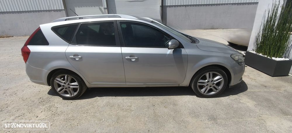 Kia Ceed SW 1.6 CRDi EX ISG - 3