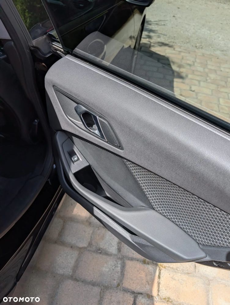 BMW Seria 2 218i Advantage - 14