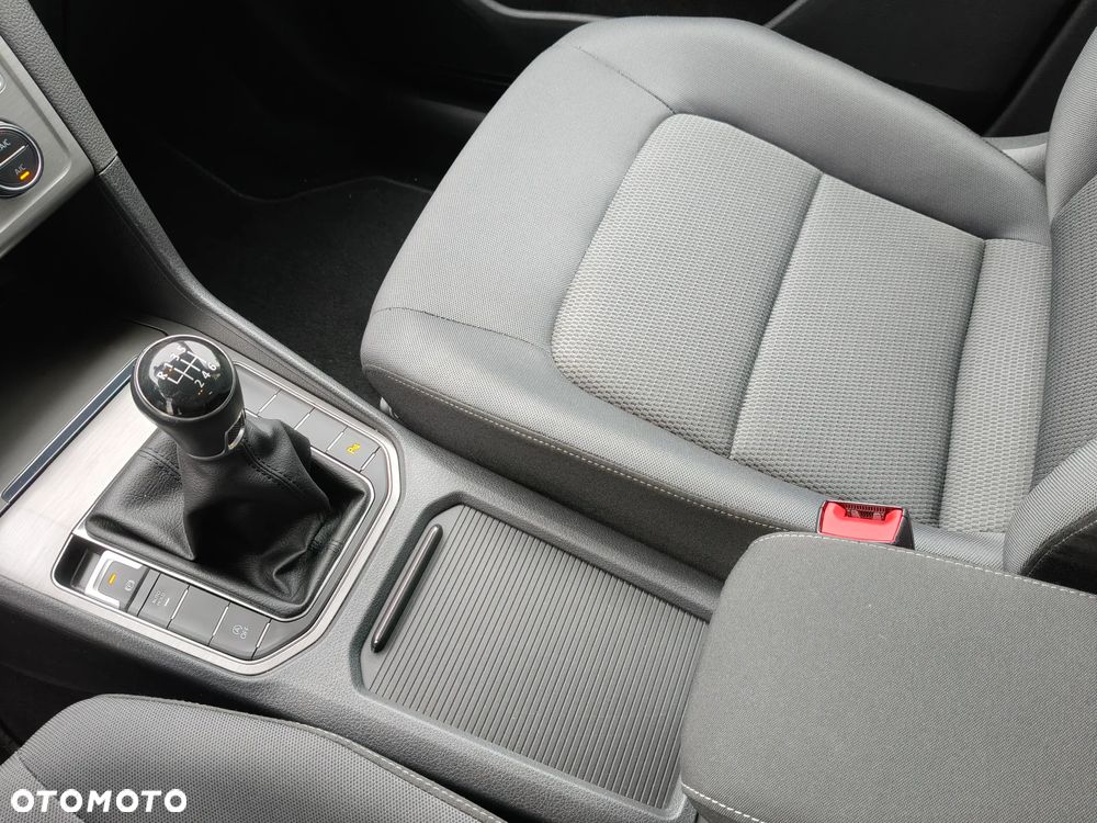 Volkswagen Golf Sportsvan 1.2 TSI (BlueMotion Technology) Comfortline - 29