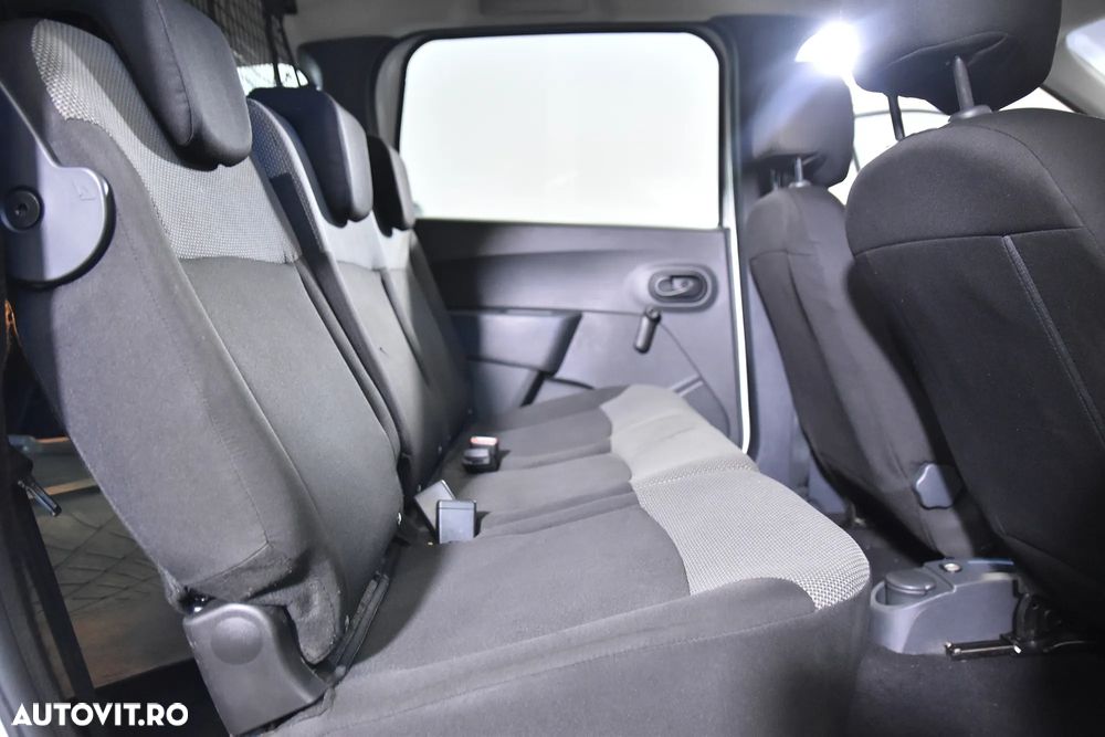 Dacia Lodgy 1.5 Blue dCi Ambiance - 13