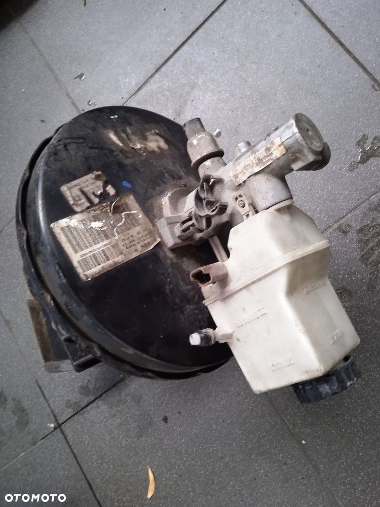 Serwo Citroen C5 0204024797 - 1