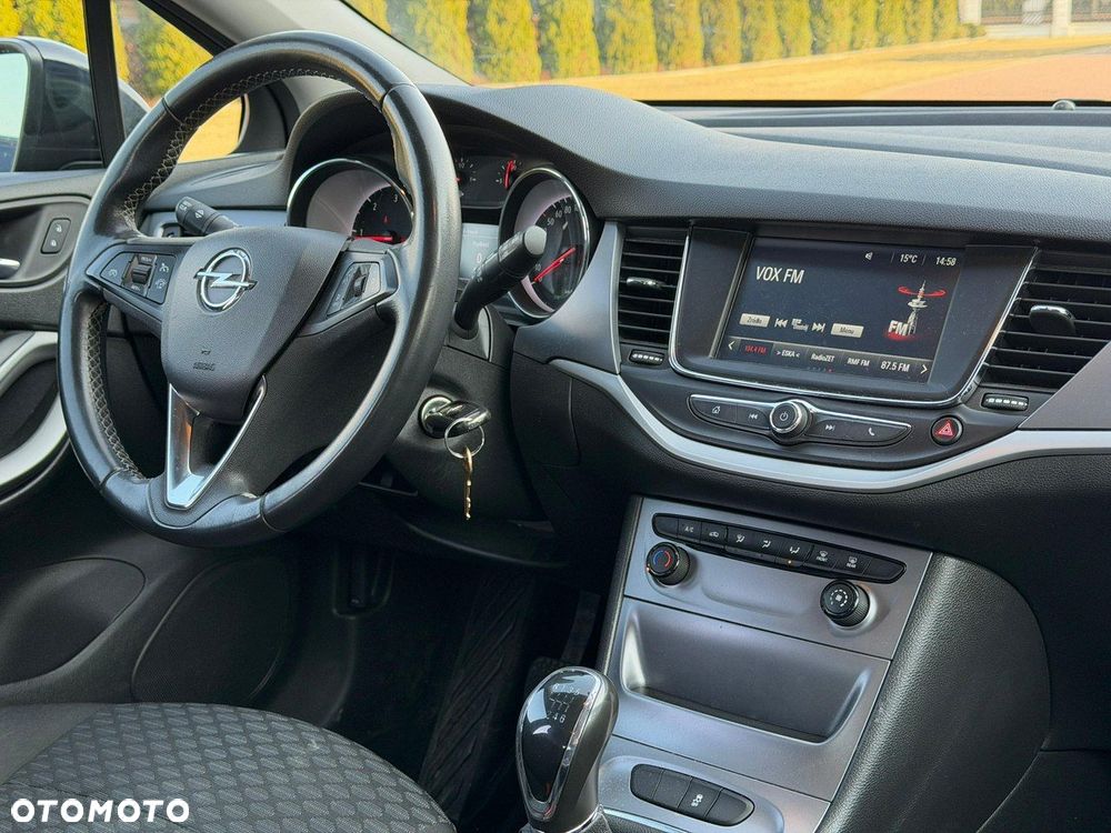 Opel Astra 1.6 CDTI Enjoy - 29
