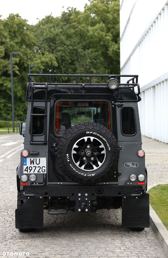 Land Rover Defender 90 2.2 TD4 E - 7