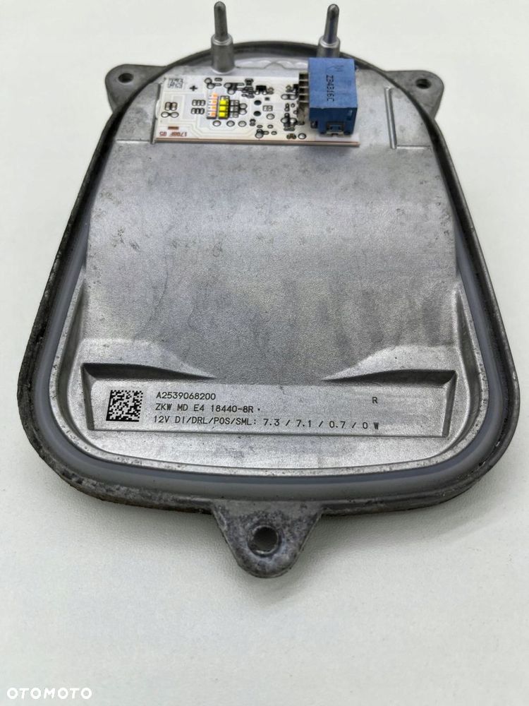 MERCEDES GLC X253 PRZETWORNICA MODUŁ JEŻ LAMPY LED PRAWY A2539068200 - 3