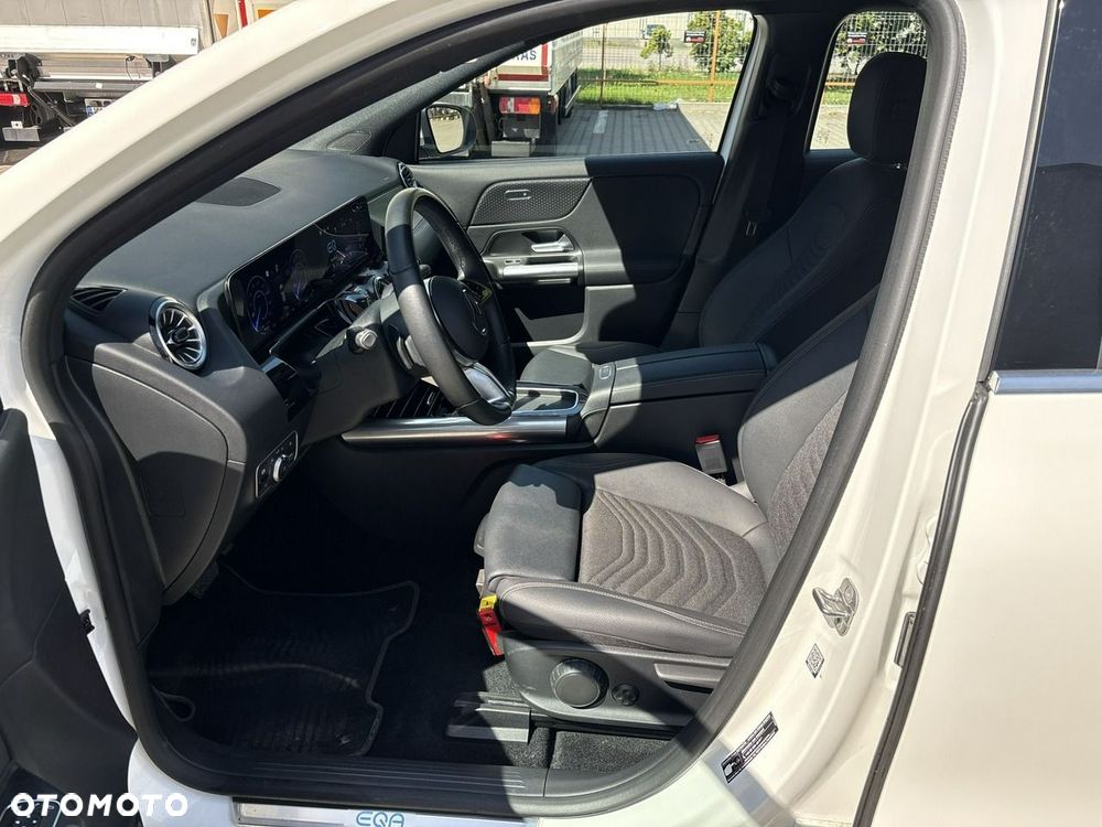 Mercedes-Benz EQA 250+ 70.5kWh Progressive - 10