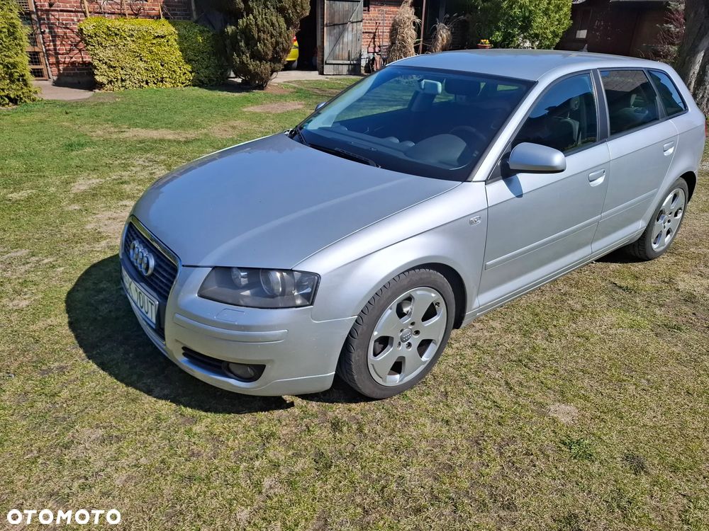 Audi A3 Sportback - 1