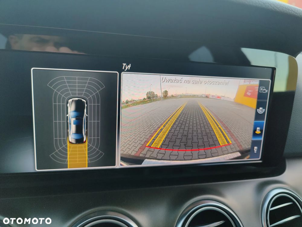 Mercedes-Benz Klasa E - 16