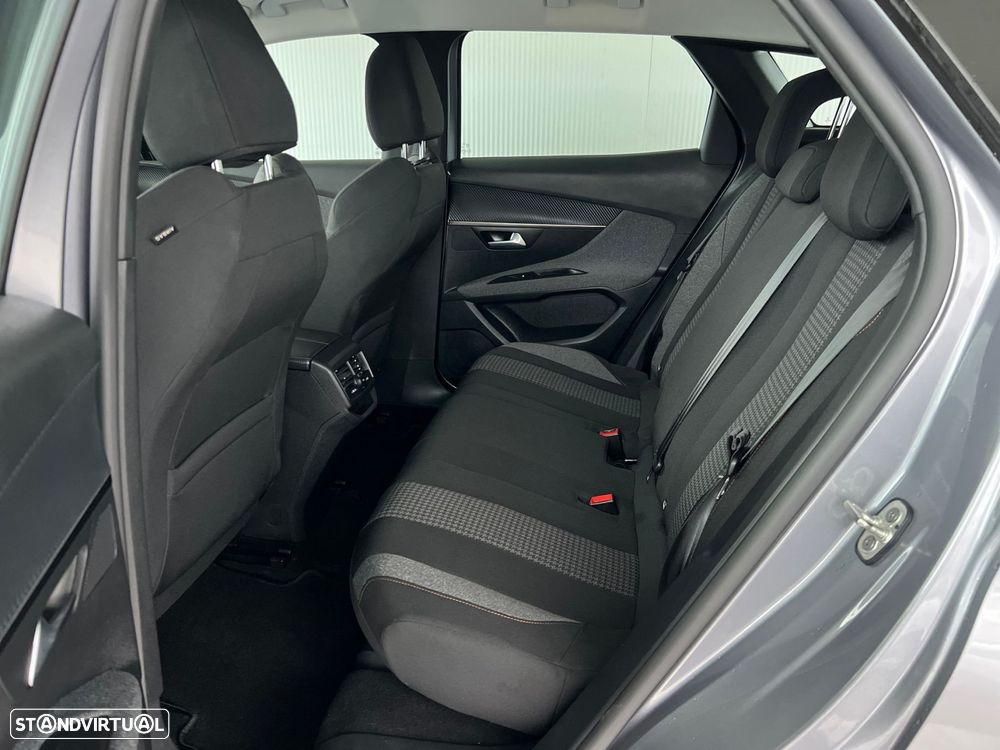 Peugeot 3008 1.5 BlueHDi Active Pack - 27