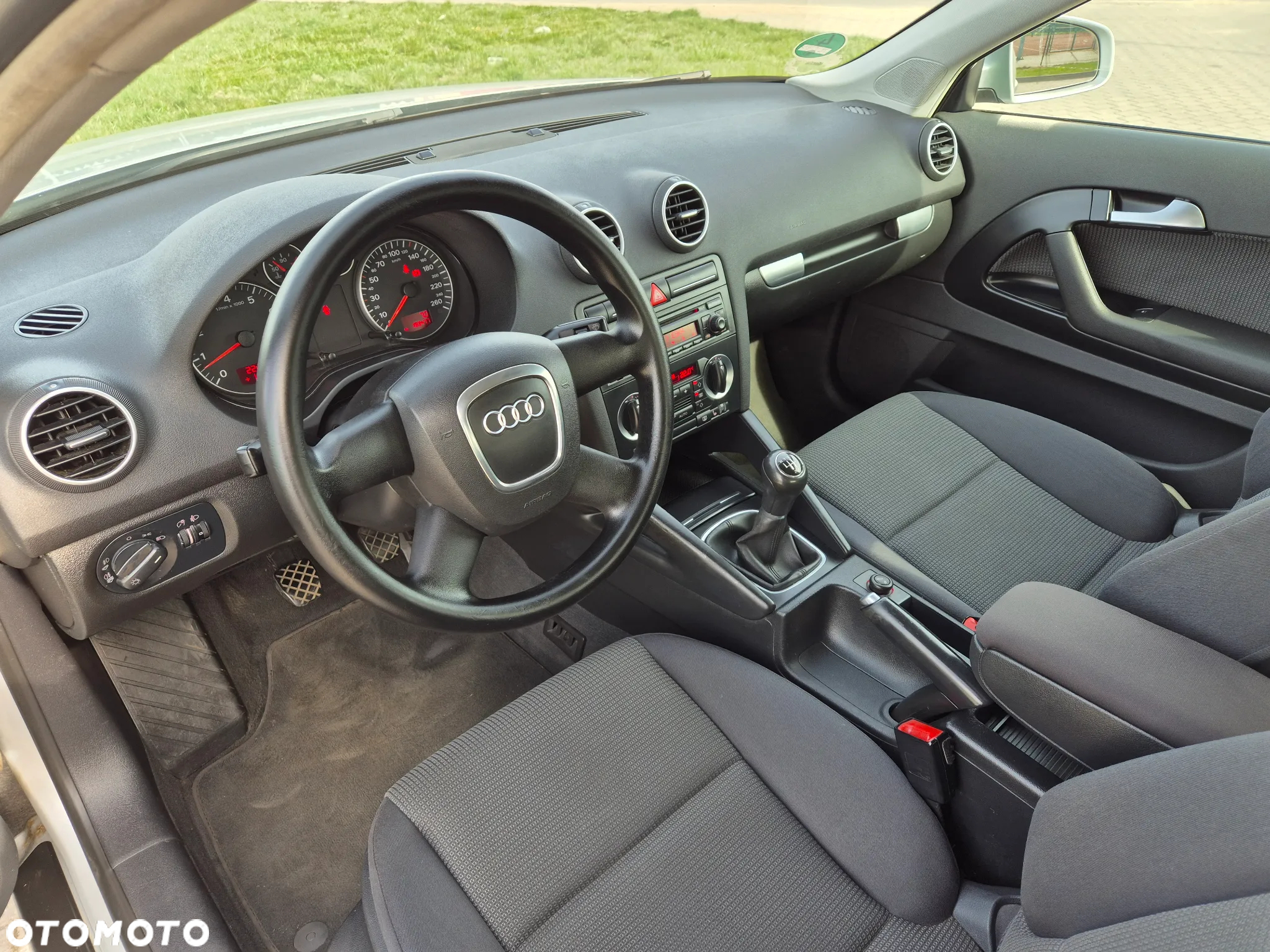 Audi A3 1.6 Ambiente - 17