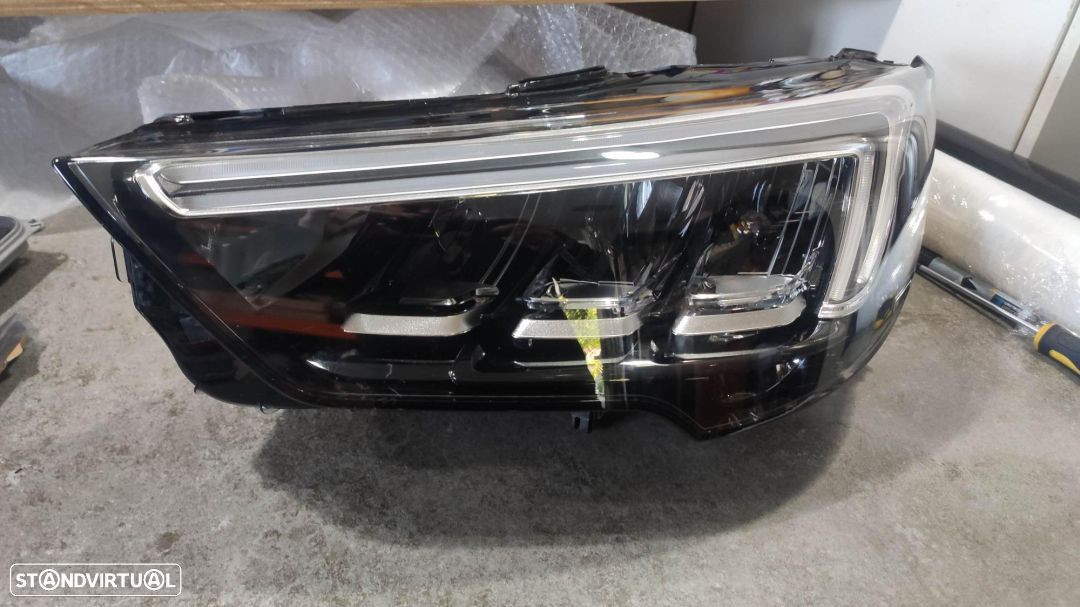farol esquerdo full Led Opel Crossland X - 1