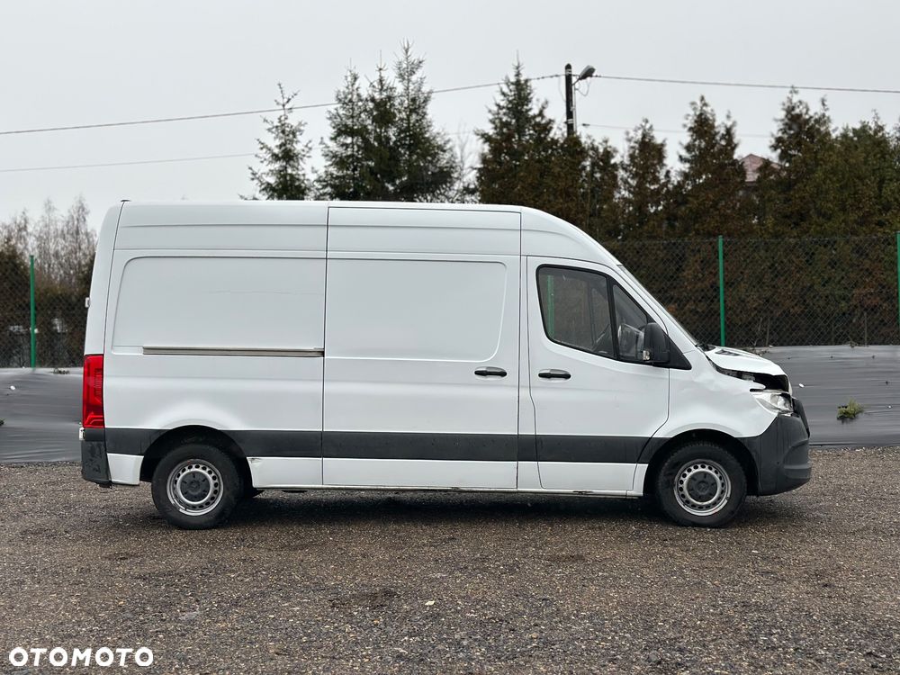 Mercedes-Benz Sprinter - 8