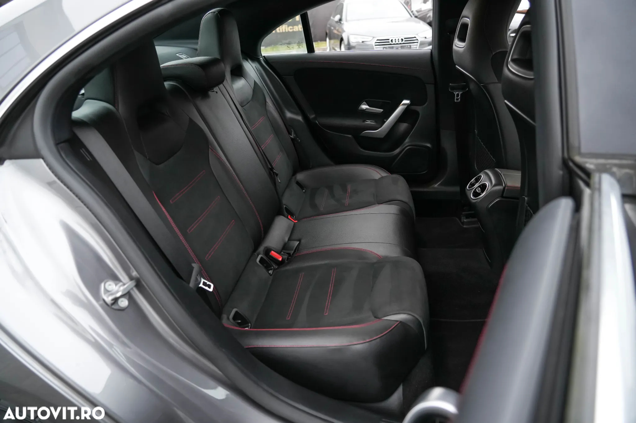 Mercedes-Benz CLA 200 7G-DCT AMG Line - 15