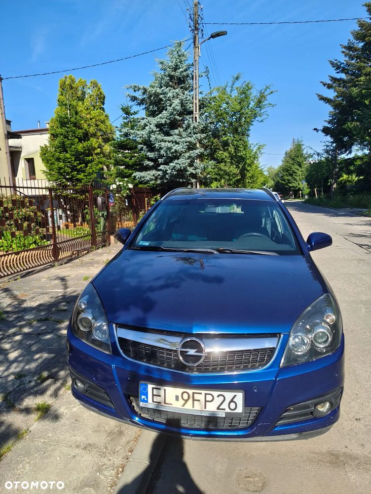 Opel Vectra 1.9 CDTI Cosmo - 4