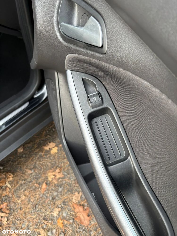 Ford Focus 1.0 EcoBoost Start-Stopp-System Titanium - 14