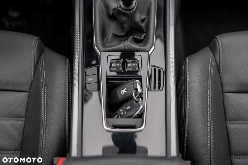 Peugeot 508 BlueHDi FAP 150 Stop&Start Allure - 26