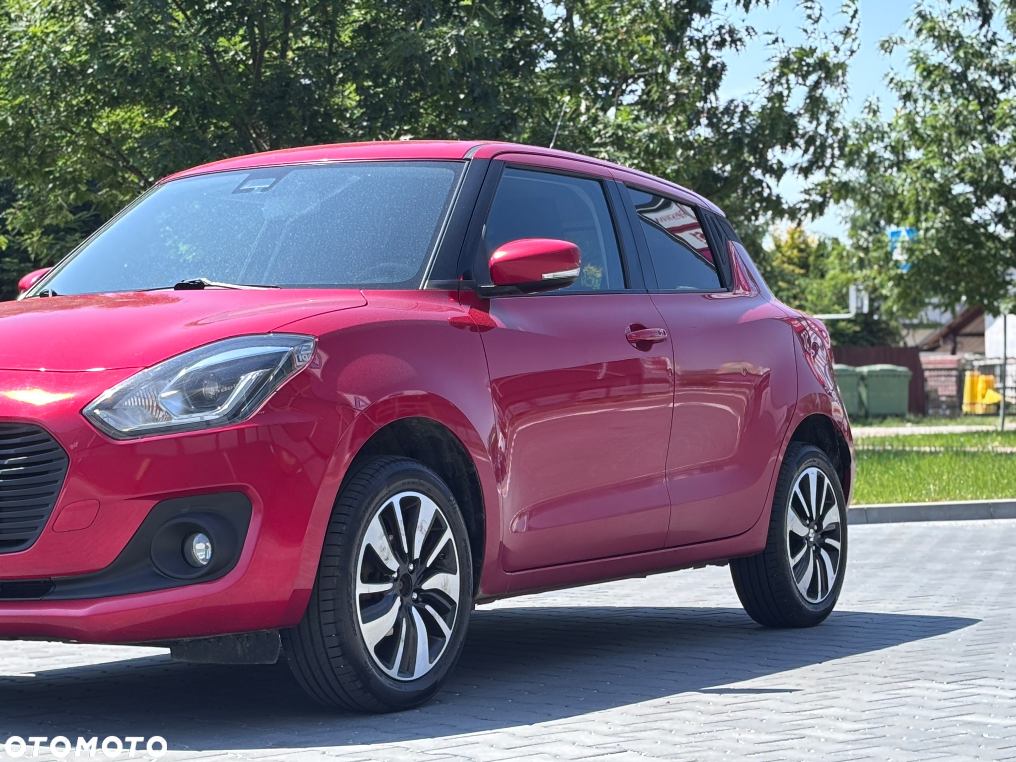Suzuki Swift 1.2 Premium - 2