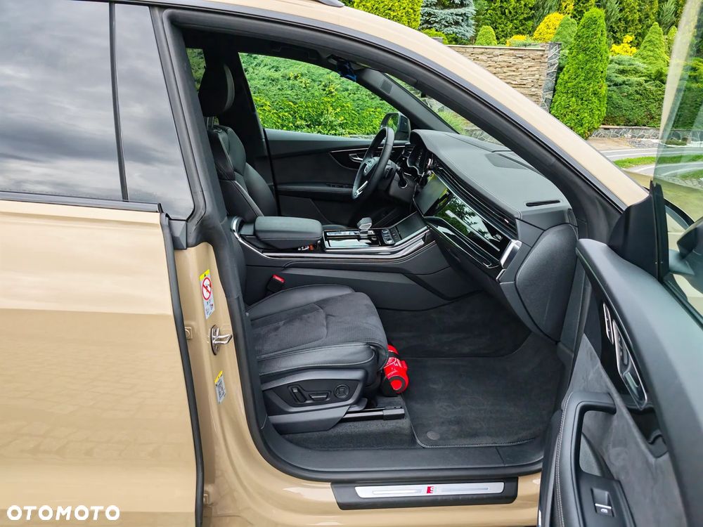 Audi Q8 55 TFSI e PHEV Quattro Tiptronic - 31