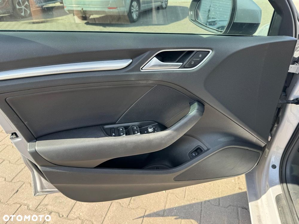 Audi A3 Limousine 2.0 TFSI quattro S tronic design - 11