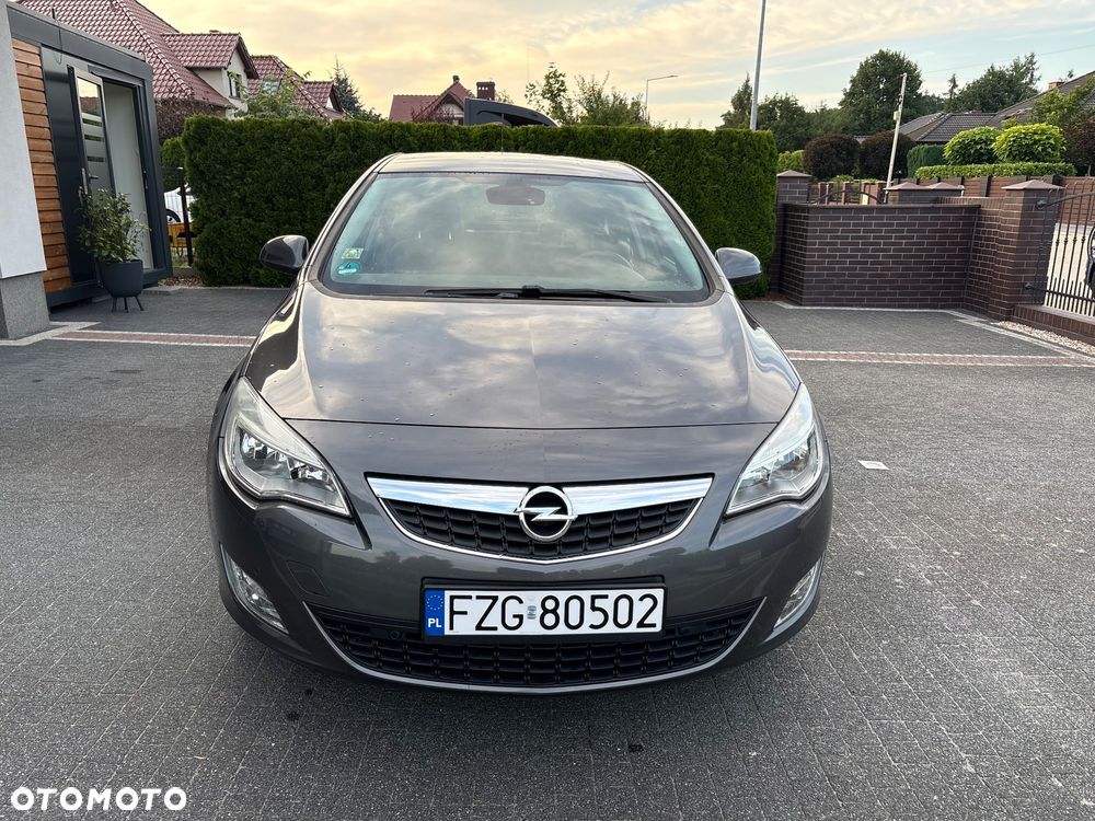 Opel Astra 1.4 T Cosmo - 3