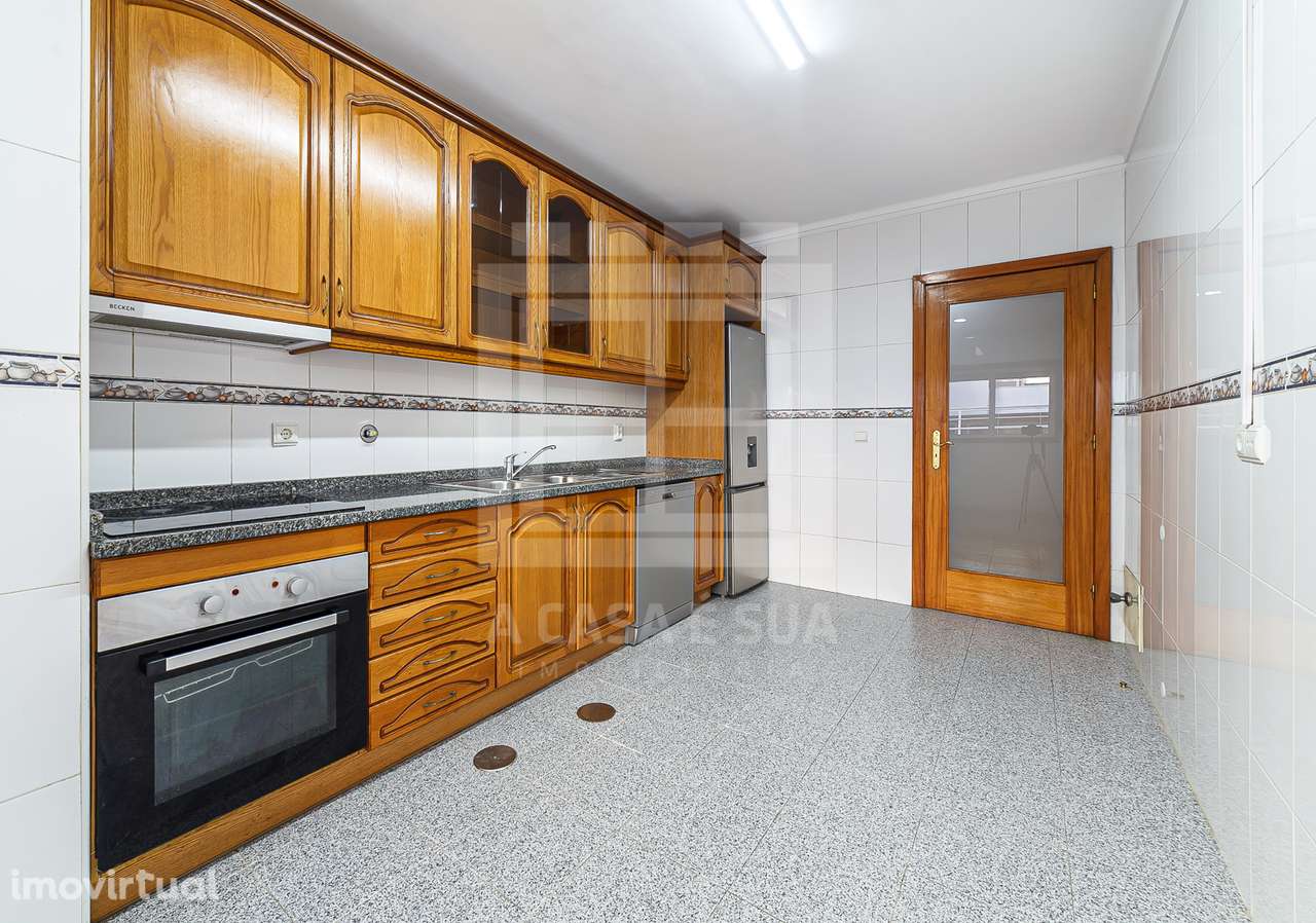 Apartamento T3 espaçoso em Avintes, V. N. Gaia - Grande imagem: 4/27