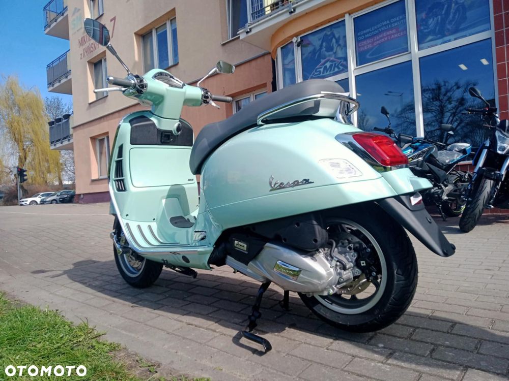Vespa GTS - 8