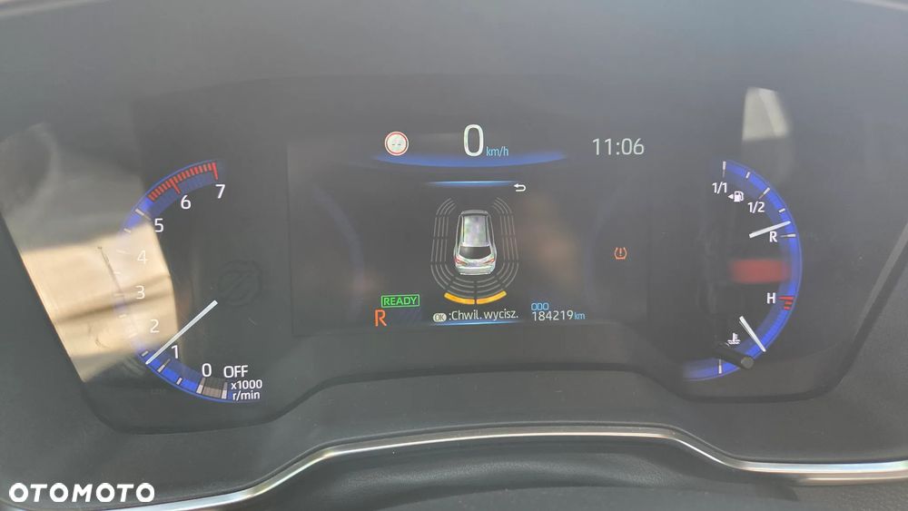 Toyota Corolla 1.8 Hybrid Executive - 17