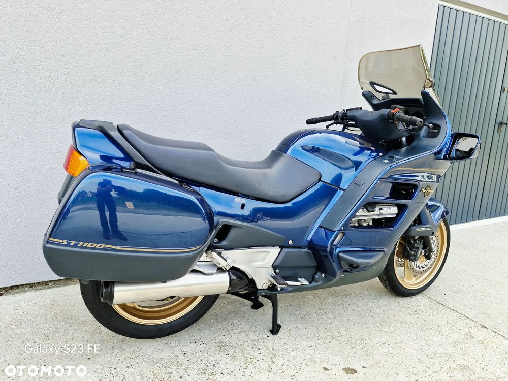Honda ST - 39
