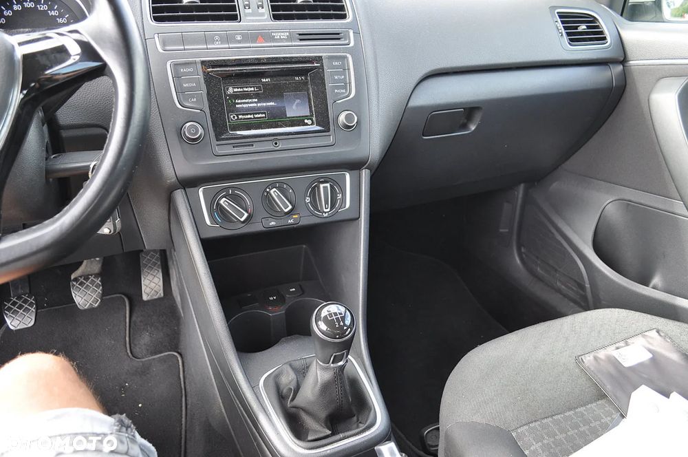 Volkswagen Polo 1.2 TSI BMT Comfortline - 25