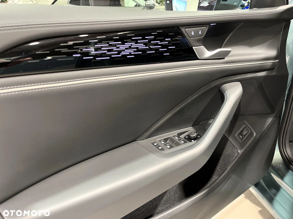 Volkswagen Passat - 11