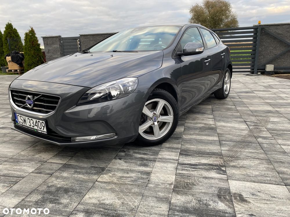Volvo V40 T3 Momentum - 16