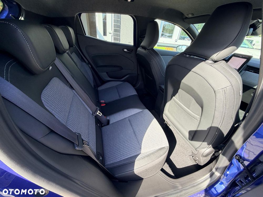 Renault Clio TCe 90 EVOLUTION - 12