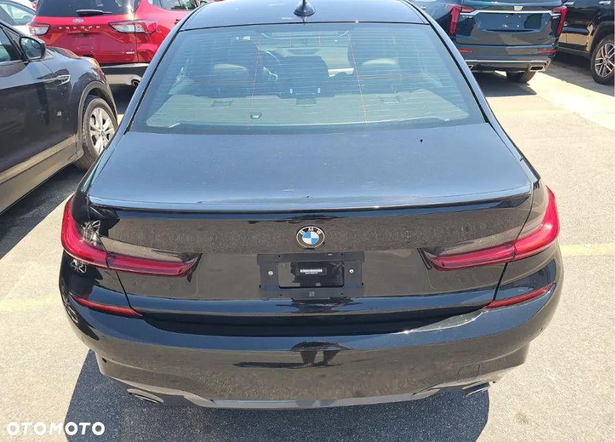 BMW Seria 3 330i xDrive M Sport - 6