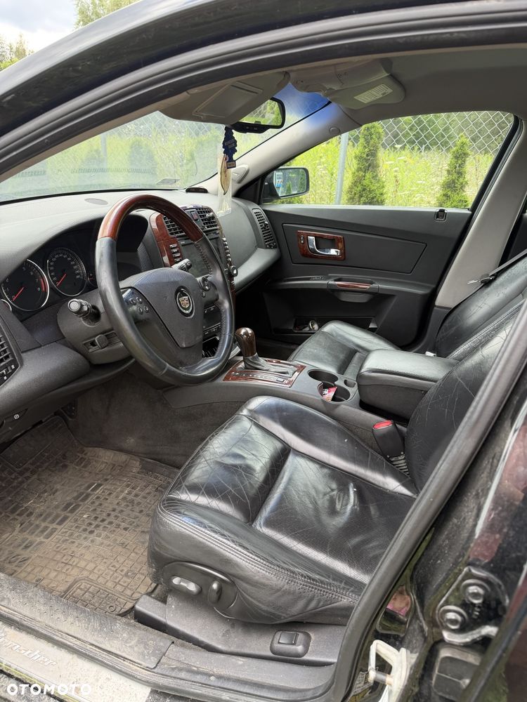Cadillac CTS - 5