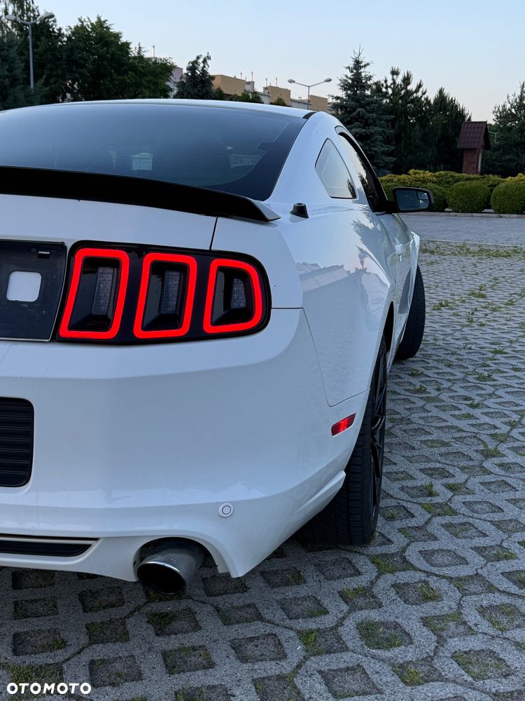 Ford Mustang 3.7 V6 Premium - 5