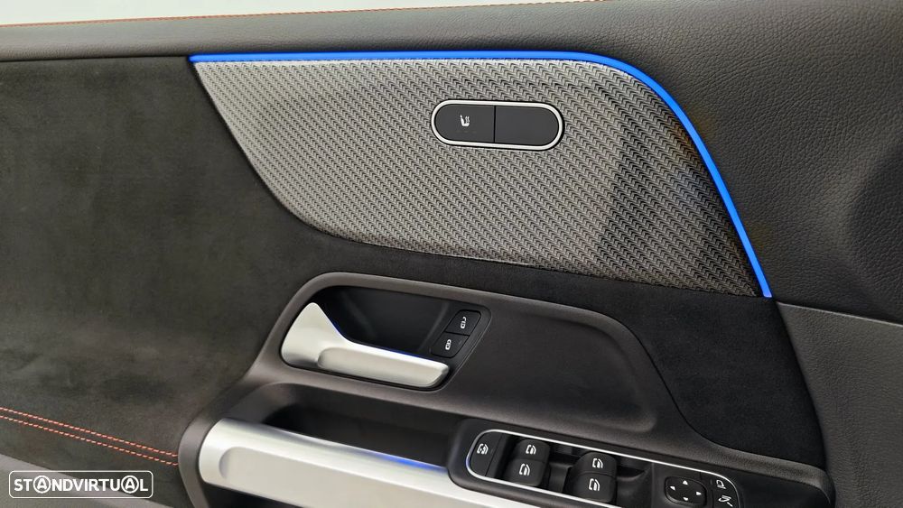 Mercedes-Benz GLB 180 d AMG Line - 21