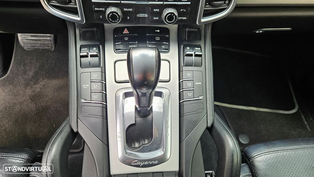 Porsche Cayenne ver-standard - 26