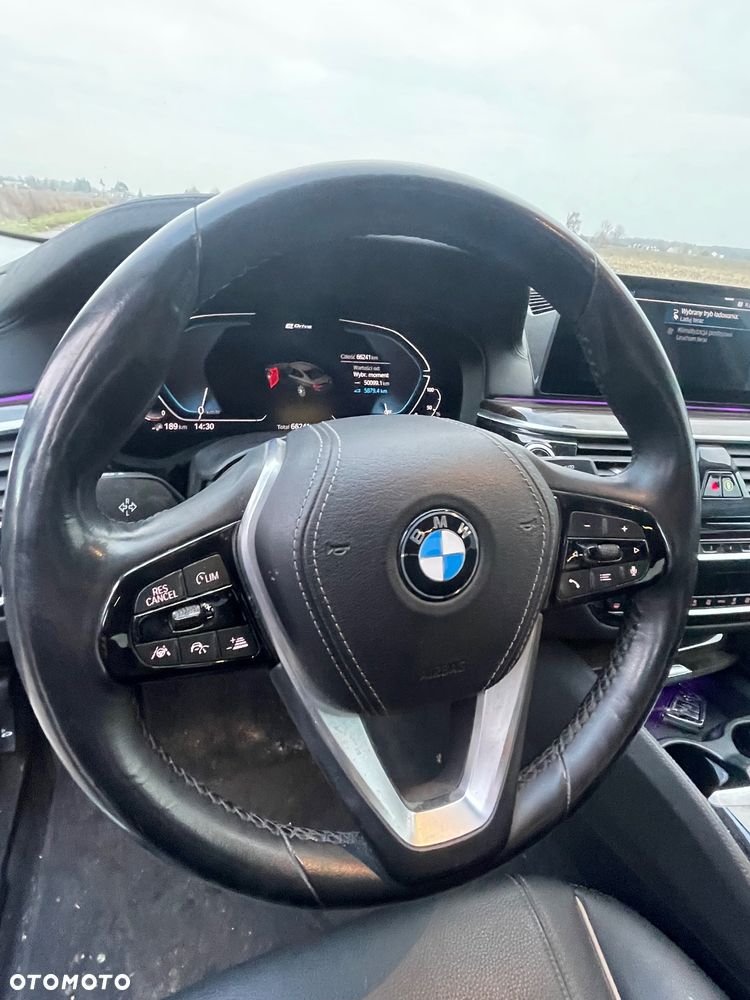 BMW Seria 5 530e iPerformance GPF Luxury Line - 12